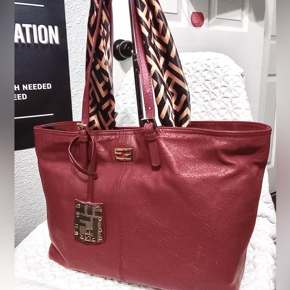 Fendi Bags - Picture 7 of 16